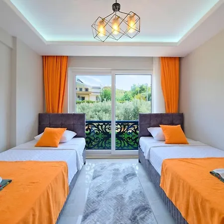With Pool - Vilă Fethiye
