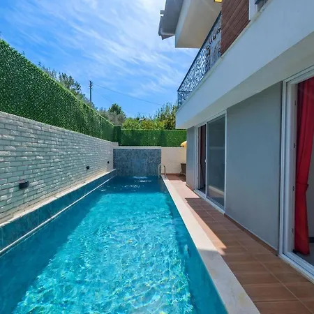 With Pool - *